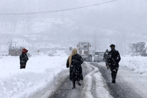 Jammu-Kashmir, लद्दाख में अधिक बारिश व बर्फबारी की संभावना