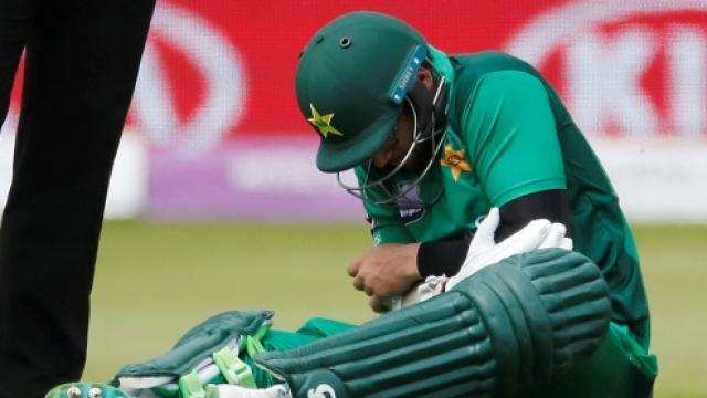 विश्व कप से पहले पाकिस्तान को झटका, चोटिल हुआ यह दिग्गज