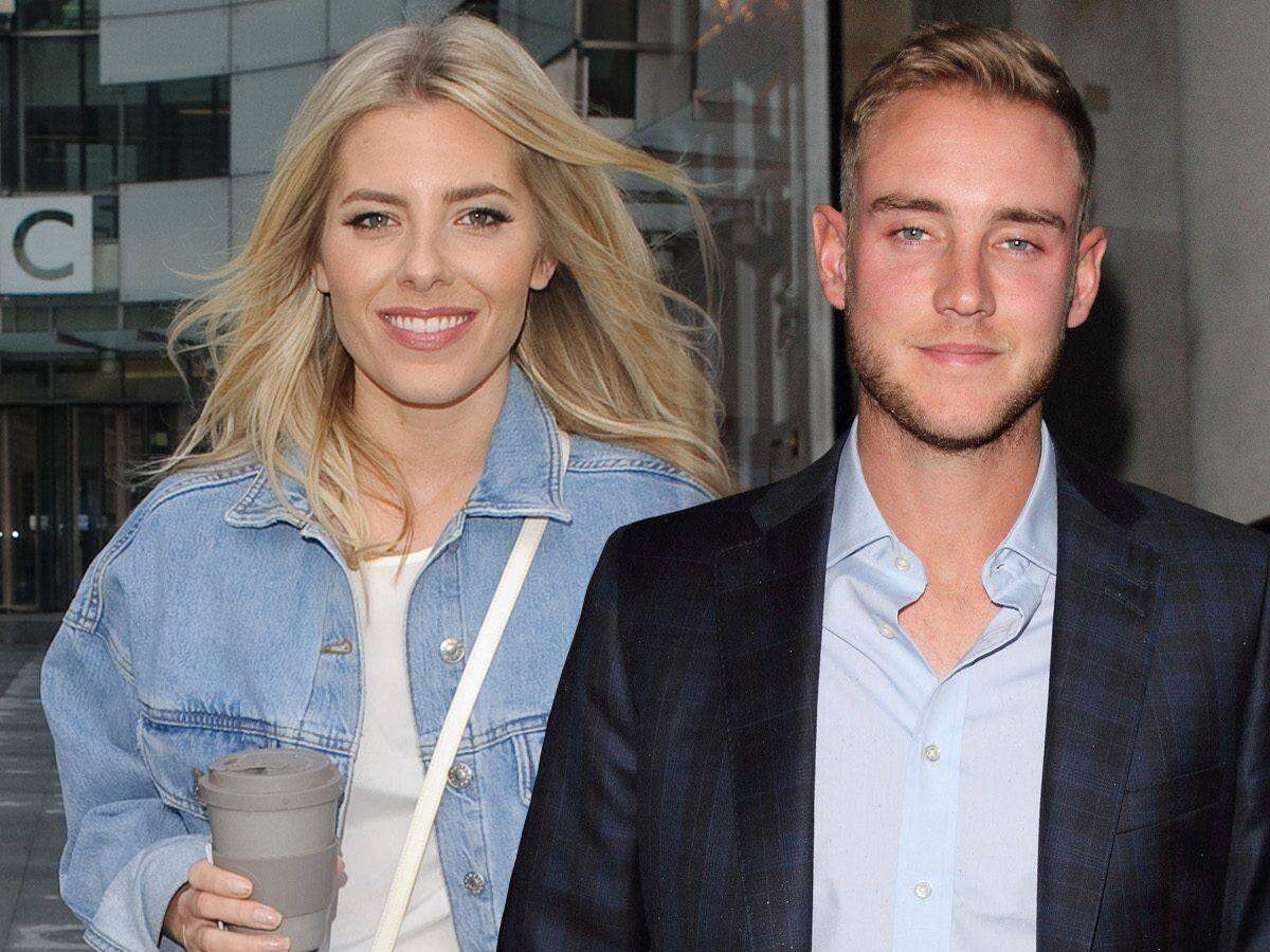 नए साल के मौके पर  Stuart Broad  ने  अपनी गर्लफ्रेंड से की सगाई,  सोशल मीडिया शेयर की PHOTO