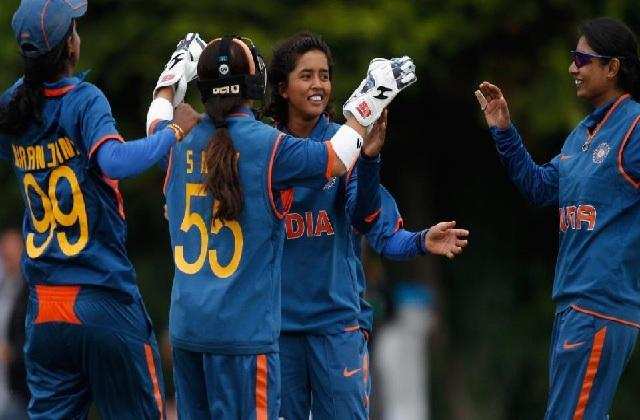 महिला क्रिकेट विश्वकप : एकता बिष्ट की फिरकी के दम पर भारत को मिलेगा सेमीफाइनल का टिकट !