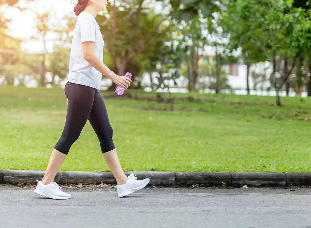 Walking Tips: तेजी से चलने से दूर हो सकता है डिप्रेशन,जानिए और भी बहुत कुछ