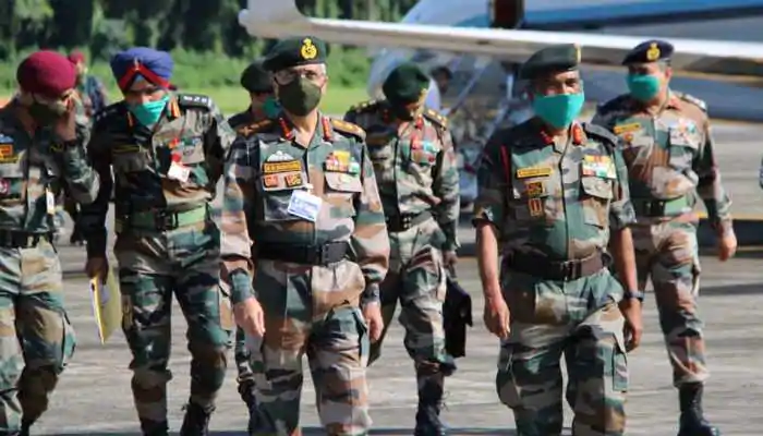 LAC tension: सेना प्रमुख ने पूर्वी कमान का किया दौरा, अरुणाचल में LAC का लिया जायजा