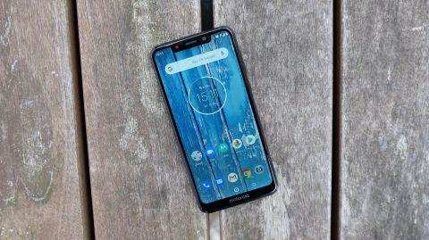 इतनी कम कीमत वाला Motorola One स्मार्टफोन भारत में लाँच कर दिया गया