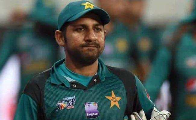 पुलवामा हमले के बाद विश्वकप मैच को लेकर  पाकिस्तान कप्तान ने तोड़ी चुप्पी!