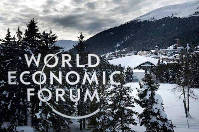 विश्व आर्थिक मंच की बैठक में राष्ट्रपति ट्रंप और इमरान खान की मुलाकात