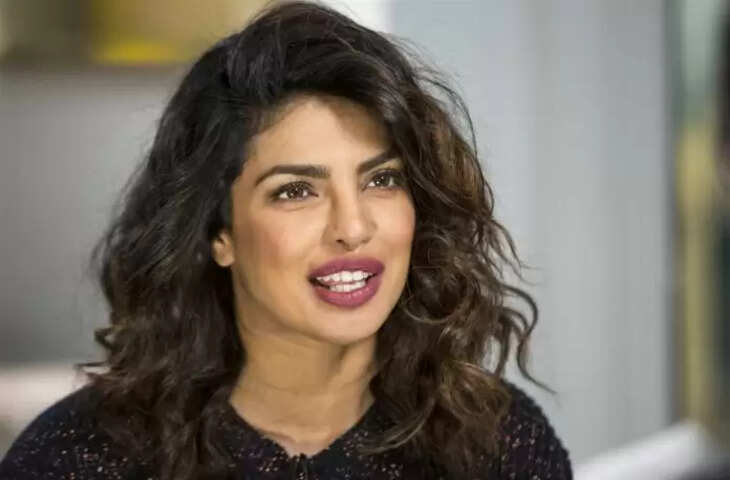 Priyanka Chopra से फैन ने पूछा अपनी शादी में क्यों न​हीं किया था इनवाइट, तो अभिनेत्री ने दिया ये मजेदार जवाब