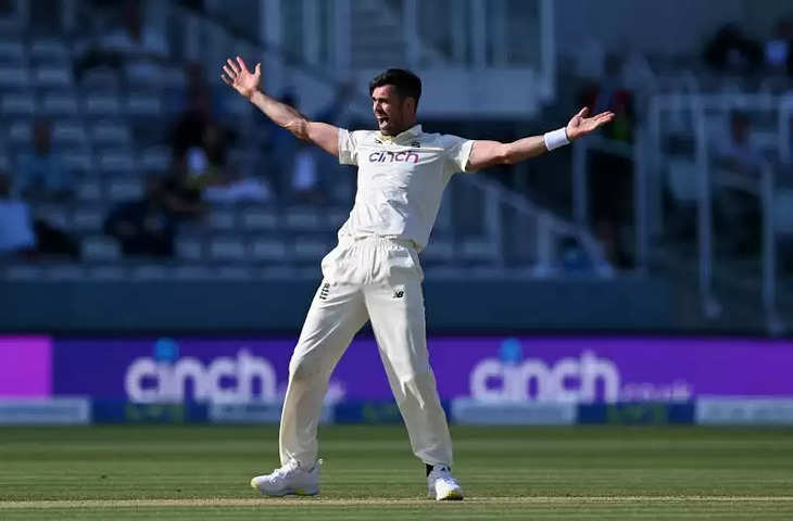 James Anderson created history, achieved the feat of taking 1000 wickets in first class cricket.   England’s legendary fast bowler James Anderson has made another big achievement in his name. James Anderson has joined the list of bowlers to take 1000 wickets in first class cricket. He did this feat while playing for Lancashire in county cricket.  James Anderson achieved this feat in the match played against Kent at Old Trafford. James Anderson completed his 1000 wickets by dismissing Heno Kuhn on the second day of the game. He bowled a tremendous out swing ball on which Hein was caught by the wicketkeeper.