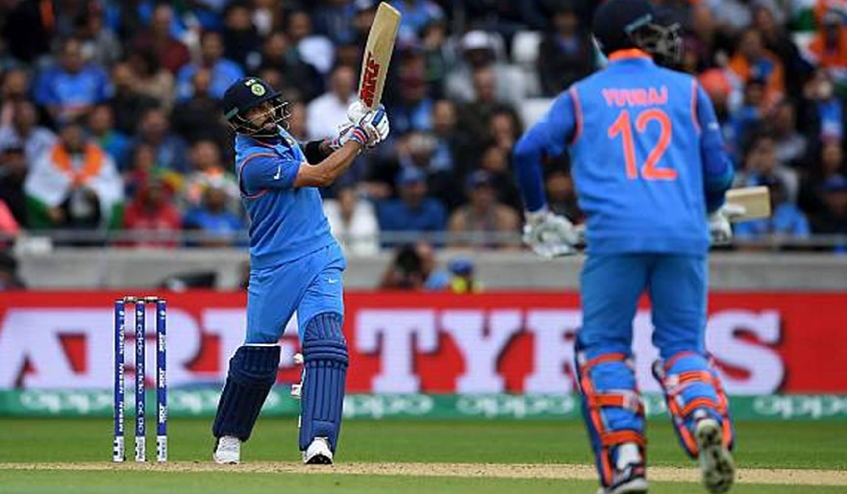 चैंपियंस ट्रॉफी: भारत ने जीत के लिए श्रीलंका को दिया 322 रन का लक्ष्य