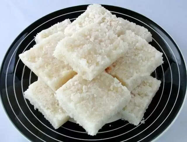 Recipe: जल्दी से नारियल बर्फी बनाएं,जाने बनाने की विधि