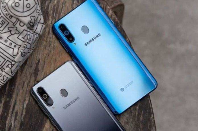 Samsung Galaxy M30 स्मार्टफोन पर भारी छूट दी जा रही है