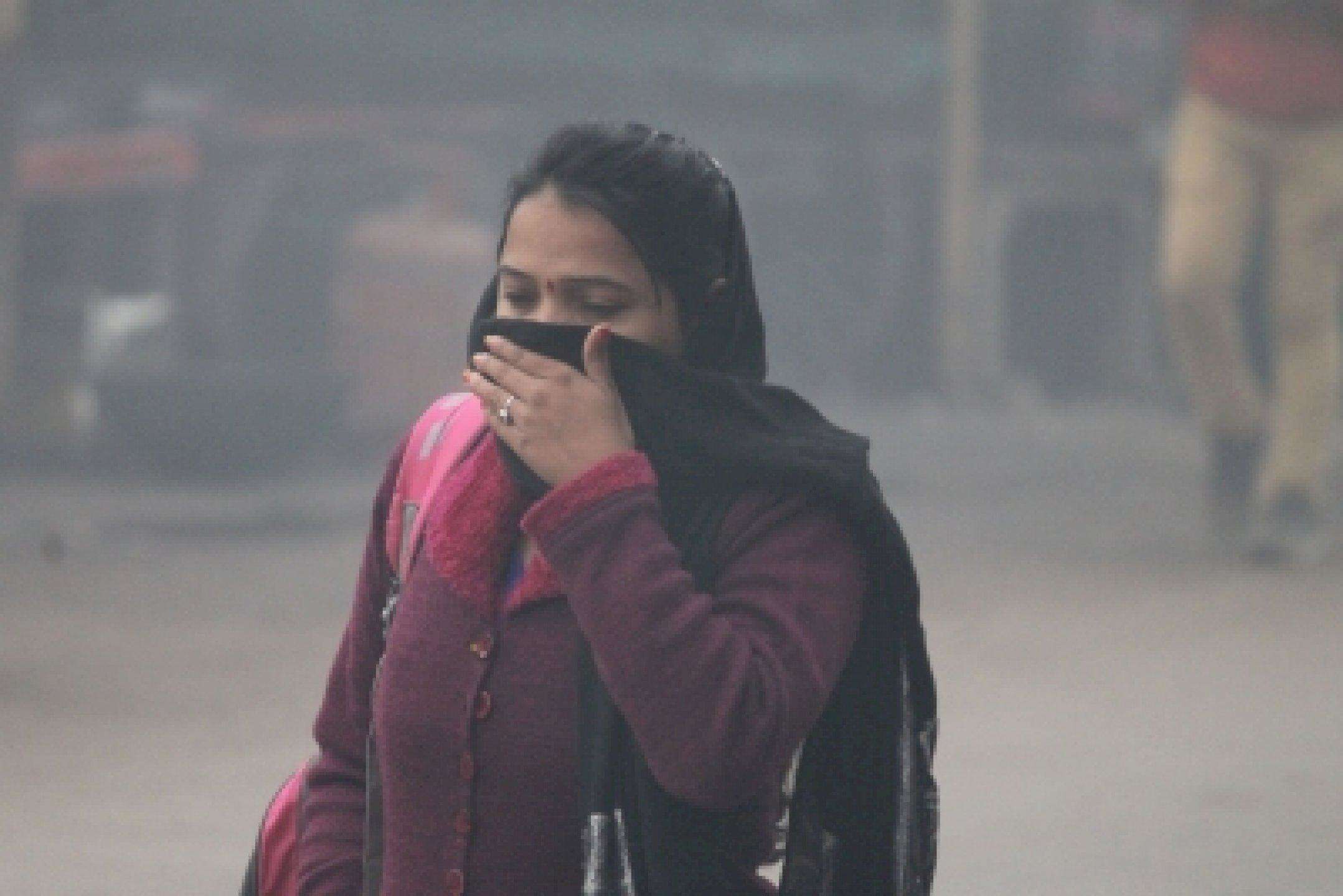 Delhi : फोटो-वीडियो के साथ, ग्रीन ऐप पर कीजिए प्रदूषण की शिकायत