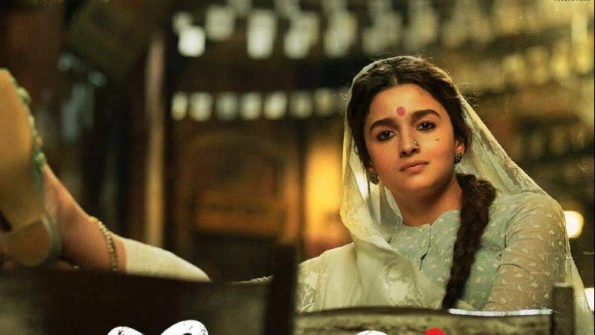 Alia Bhatt Upcoming Movies: इन फिल्मों से बॉक्स आफिस पर आग लगाने वाली हैं आलिया भट्ट