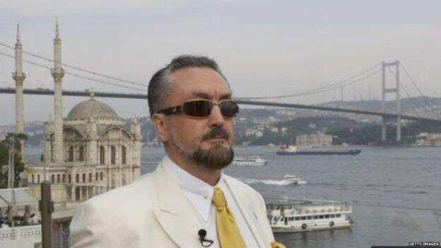 ये है दुनिया का सबसे अय्याश आदमी-हर रात खर्च कर देता है 2 कराेड़, 6-6 लड़कियों के साथ सोता है