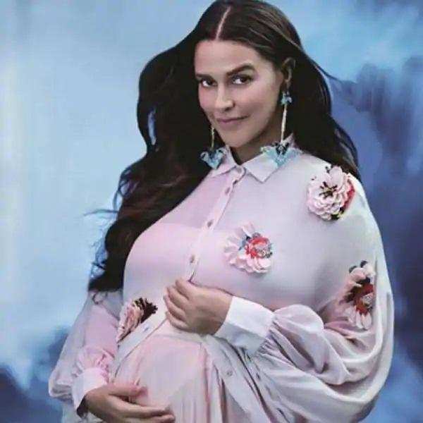 Actress Flaunts Baby Bump: सिर्फ अनुष्का शर्मा ही नहीं इन अभिनेत्रियों ने प्रेग्नेंसी के दौरान फ्लॉन्ट किया बेबी बम्प