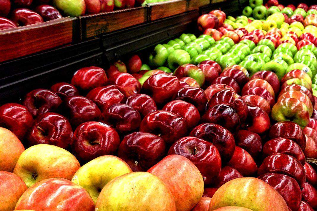 जानिए सेब खाने से किन रोगों में मिलता है फायदा