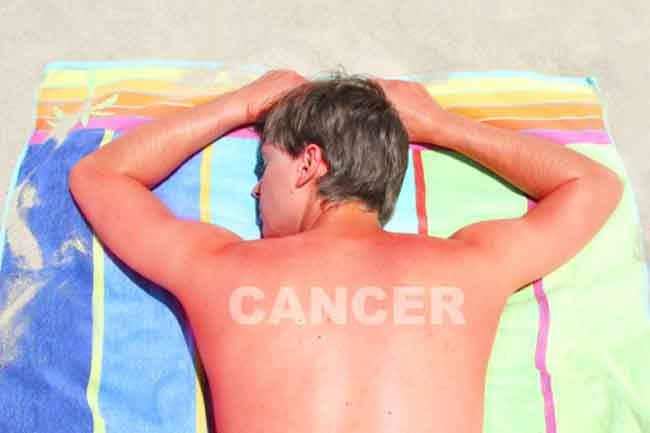 ज्यादा धूप में रहने से हो सकता हैं त्वचा का कैंसर