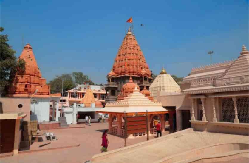 Ujjain के महाकाल मंदिर में अब मिलेगी गाइड की सुविधा