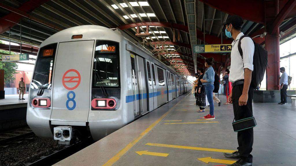DMRC ने अगले आदेश तक एनसीआर से दिल्ली मेट्रो सेवा बंद की