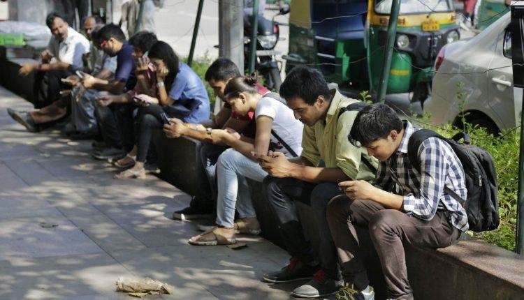 2019 में 62.7 करोड़ को पार कर जायेगी भारत में इंटरनेट यूजर्स की संख्या