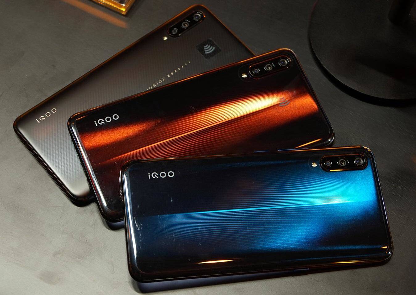 Vivo IQoo स्मार्टफोन के बारे में जाने इसमें क्या खास है? 