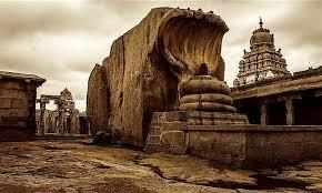 महाराष्ट्र में स्थित है ऐसा शिवधाम मंदिर,जिसको बनने में लगा था एक दशक