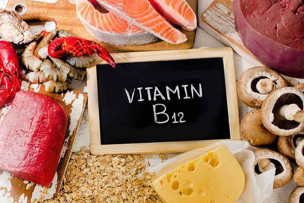 Vitamins: विटामिन बी 12 की कमी किसे है? पढ़ें
