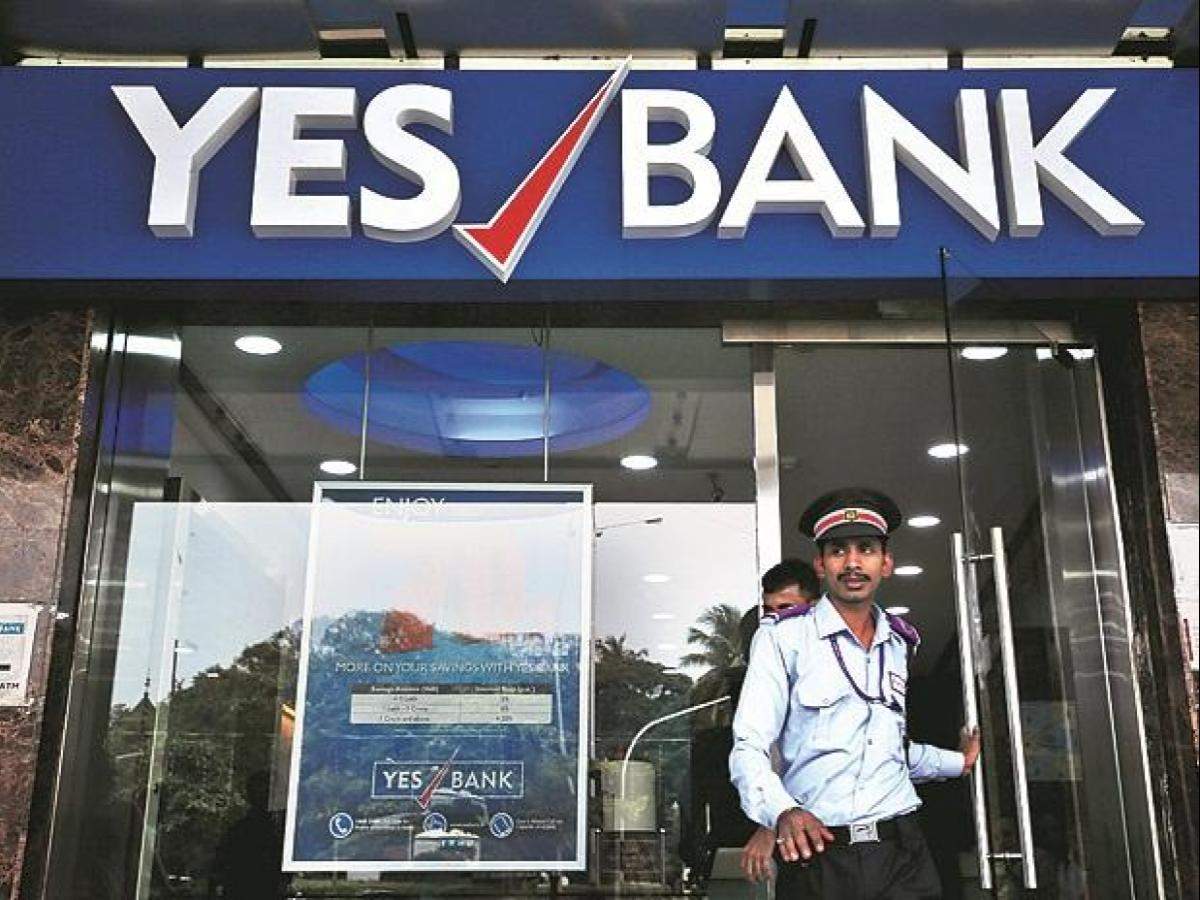 Yes Bank Case: ED के दफ्तर में पेश हुए अनिल अंबानी
