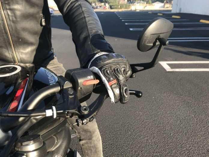 बाइक के क्लच टूटने पर करें ये उपाय, चल पडेगी आपकी बाइक