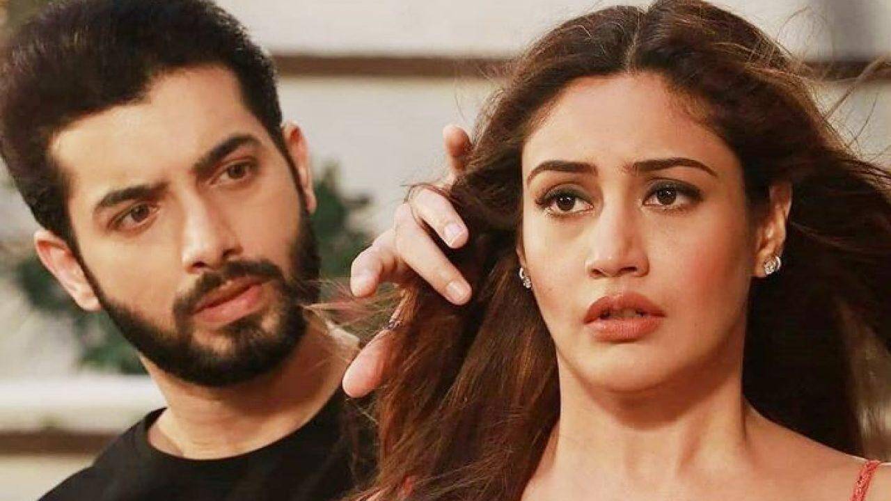 Naagin 5: नागिन 5 के फैंस के लिए बुरी खबर, इस तारीख को बंद हो जाएगा शो