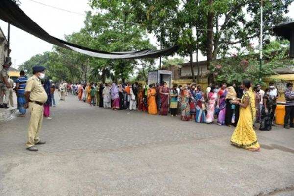 Bengal में तीन बजे तक 70.42 प्रतिशत मतदान