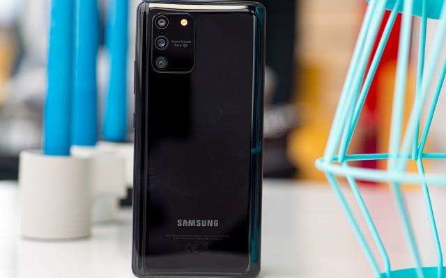 Samsung Galaxy S20 Lite स्मार्टफोन दमदार प्रोसेसर के साथ होगा लाँच, लिस्ट हुआ