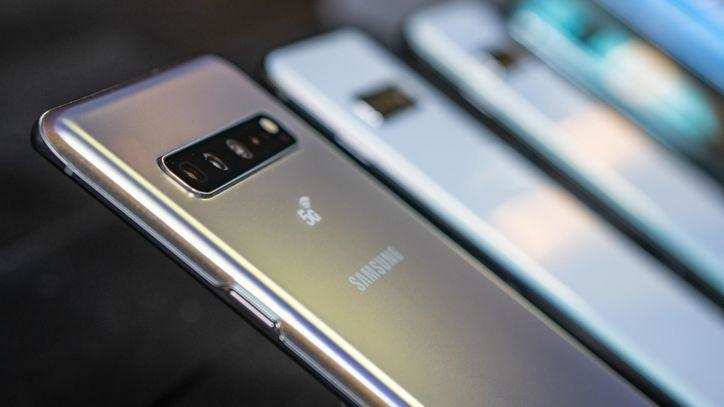Samsung Galaxy S10 स्मार्टफोन को लाँच कर दिया गया है, जानिये इसकी कीमत