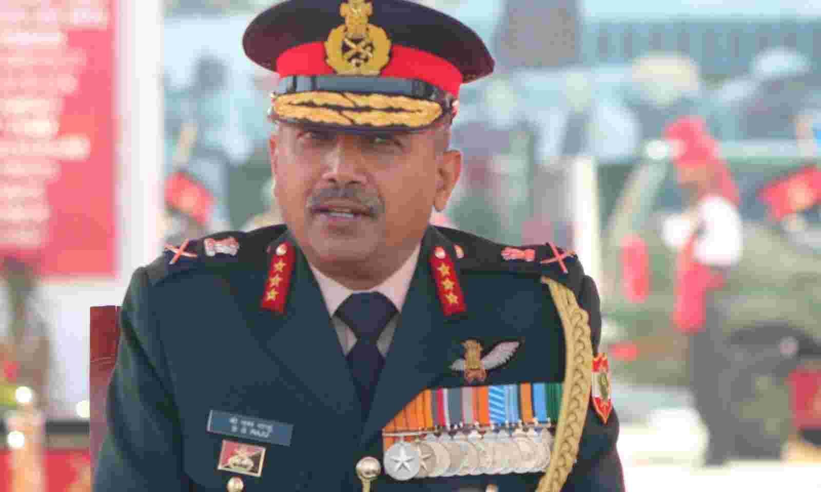 कश्मीर में एलओसी से घुसपैठ काफी हद तक कम हुई : Lt Gen Raju