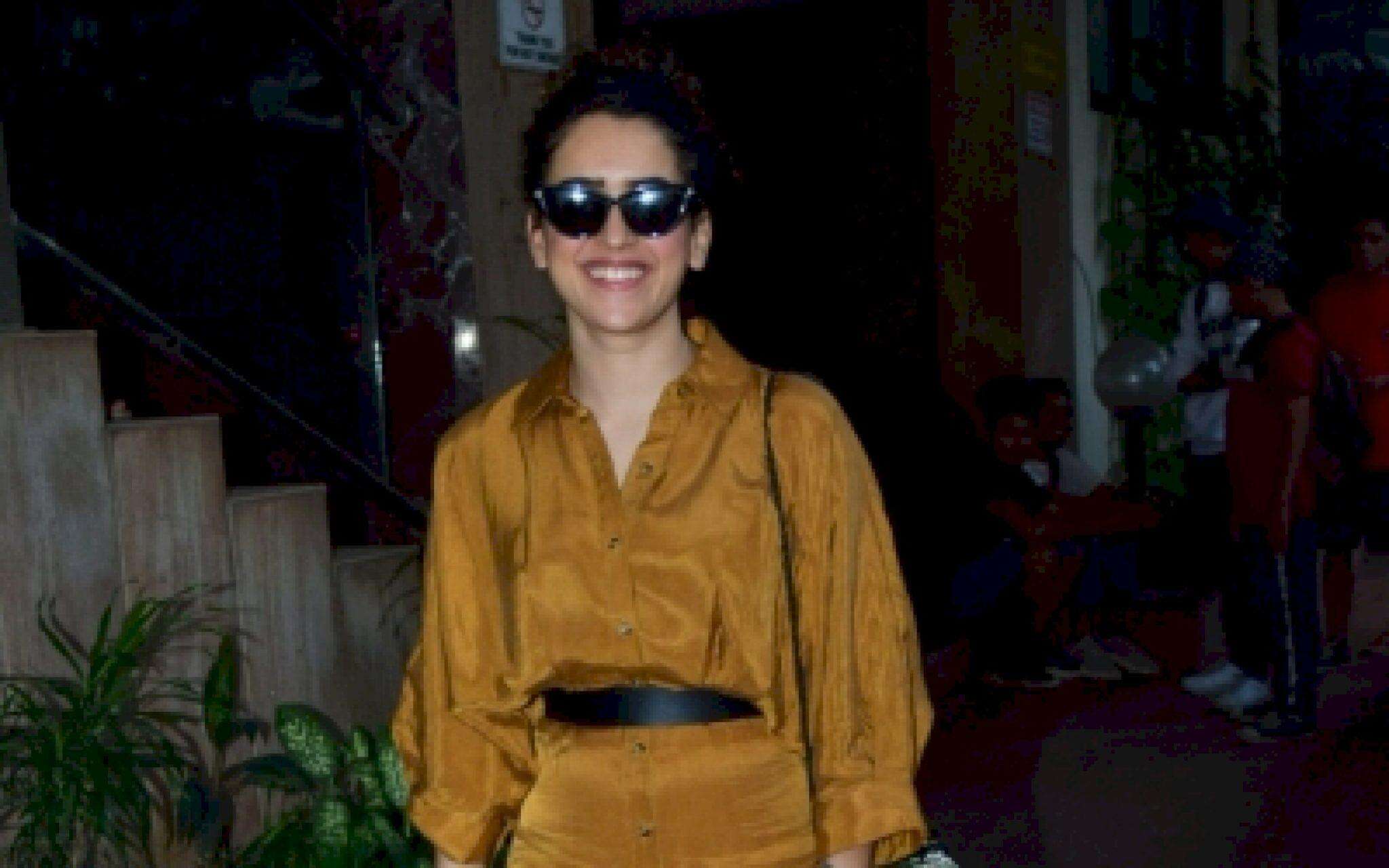 Sanya Malhotra: मालदीव में वेकेशन मनाते हुए नजर आई सान्या मल्होत्रा, तस्वीरें वायरल