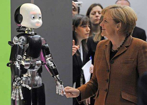 राजनेताओं की तरह काम करेगा ये रोबोट, जानिये कैसे
