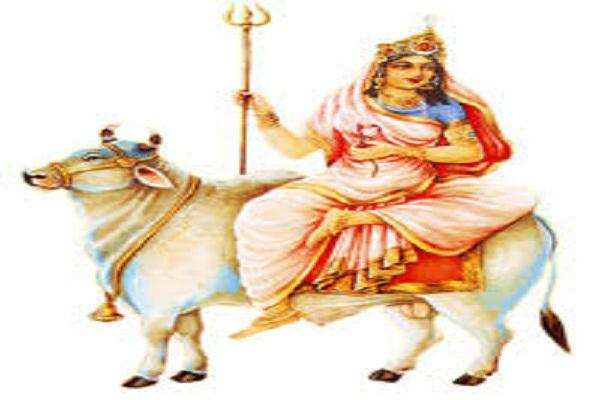 शारदीय नवरात्रि: देवी महागौरी की कृपा पाने के लिए पढें इस आरती को