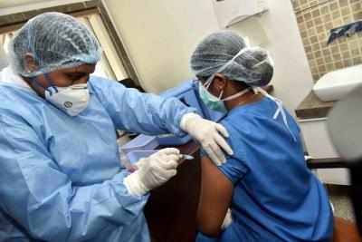 India का Vaccination कवरेज 12 करोड़ के पास, 24 घंटे में 30 लाख खुराक