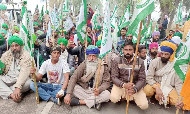 Farmers Protest: तीन कृषि कानूनों का क्यों हो रहा है विरोध, जानें किसानों की डिमांड…