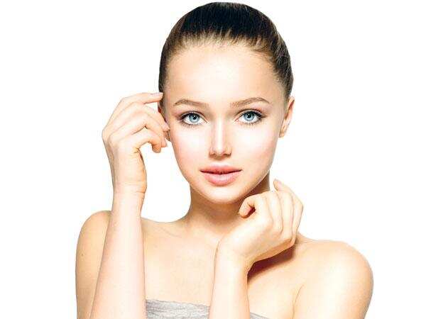 Skin Care: त्वचा को चमकदार बनाने के लिए सोने से पहले इन ब्यूटी टिप्स का पालन करें