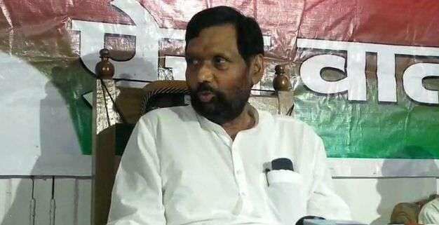 रामविलास पासवान के खिलाफ चुनाव लड़ेगी उनकी बेटी, राजद से टक्कर देंगी आशा पासवान