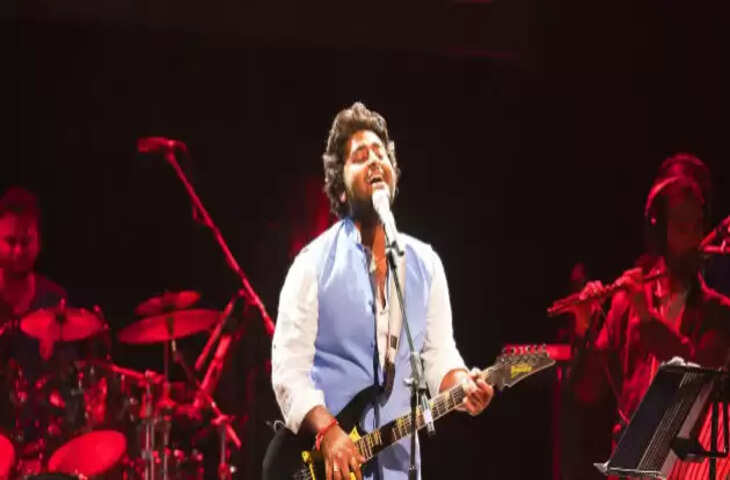 Arijit Singh के फैंस के लिए आ रही बुरी खबर, बिगड़ी सिंगर की मां की तबीयत