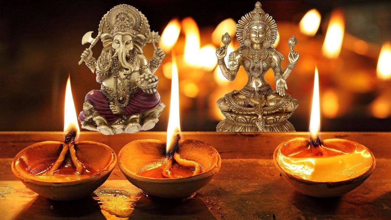 दिवाली पर देवी लक्ष्मी के साथ होती हैं इन देवताओं की पूजा