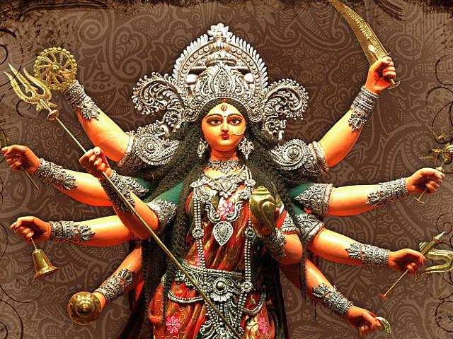नवरात्रि के किसी भी दिन दिखें ये संकेत तो समझे सफल हो गई आपकी पूजा, माता आ चुकी है आपके घर