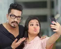 Bharti Singh screamed loudly after seeing her face, husband Haarsh Limbachiyaa gave such a birthday gift