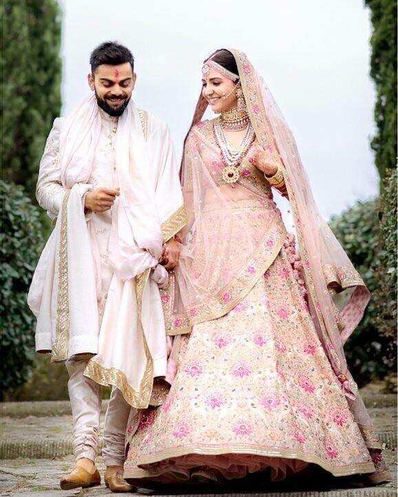 Virushka Wedding: सीमा पार से भी विरूष्का को मिली शादी की शुभकामनाएं, शाहरूख बोले ‘रब ने बना दी जोड़ी’