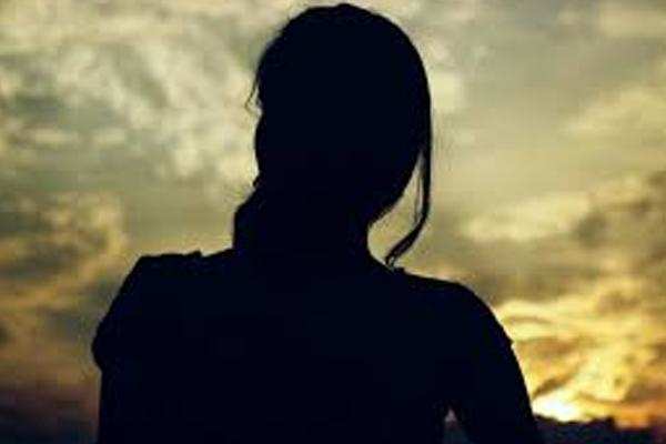UP : महिला पर नाबालिग लड़के का यौन शोषण करने का केस दर्ज