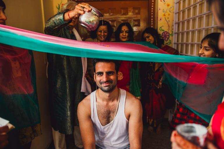 कश्मीरी कपल  की शादी की ये खास तस्वीरें