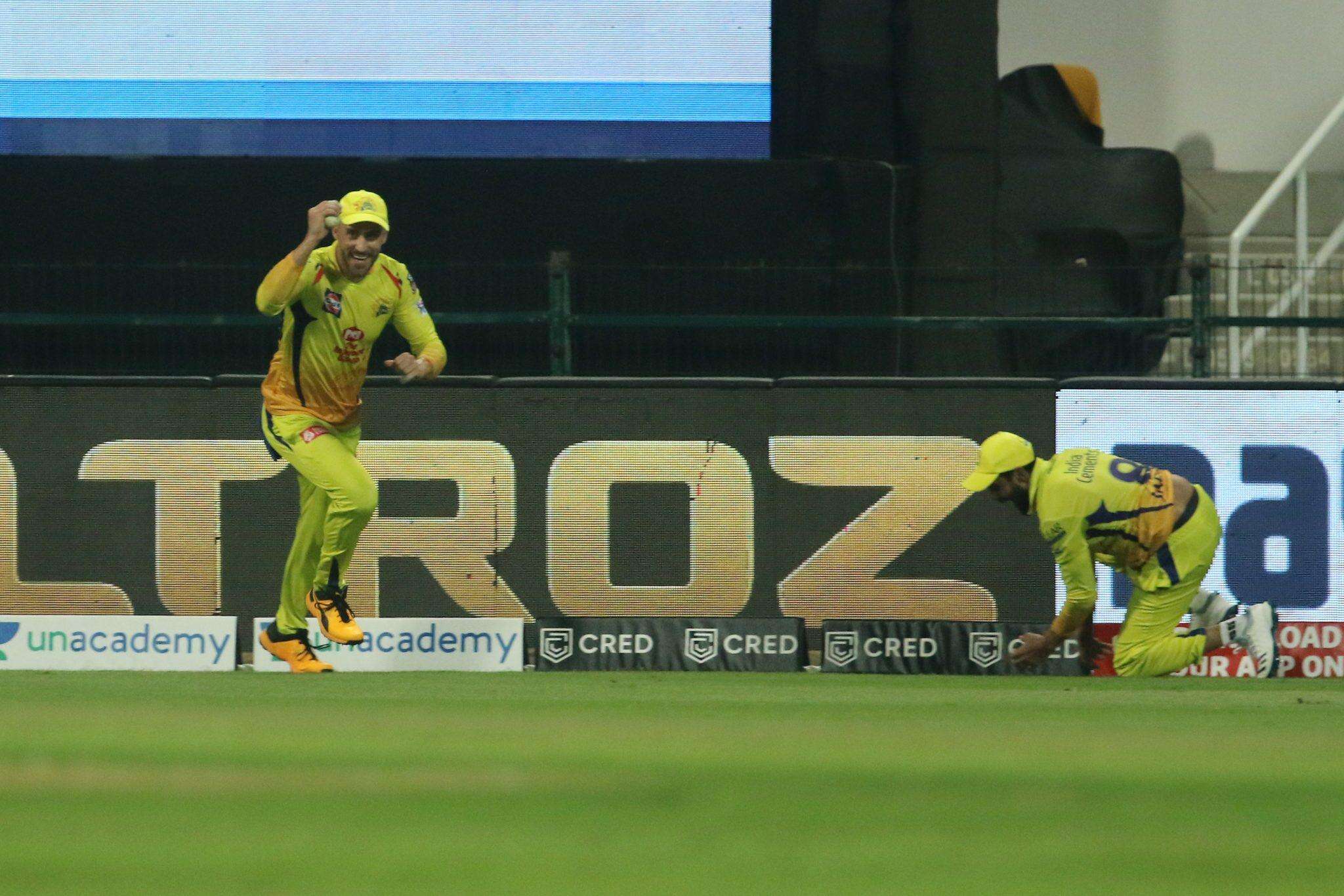 IPL 2020  KKR vs CSK : रविंद्र जडेजा ने हवा में उड़कर लपका शानदार कैच, देखें VIDEO