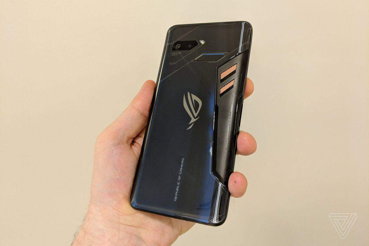 Asus ROG Phone 3 स्मार्टफोन के 12 जीबी रैम वेरिएंट को इस दिन कराया जायेगा उपलब्ध