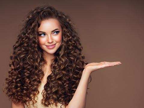 यदि आप लंबे बाल चाहते हैं, तो इन प्राकृतिक तरीकों का पालन करें, कुछ ही दिनों में असर दिखेगा